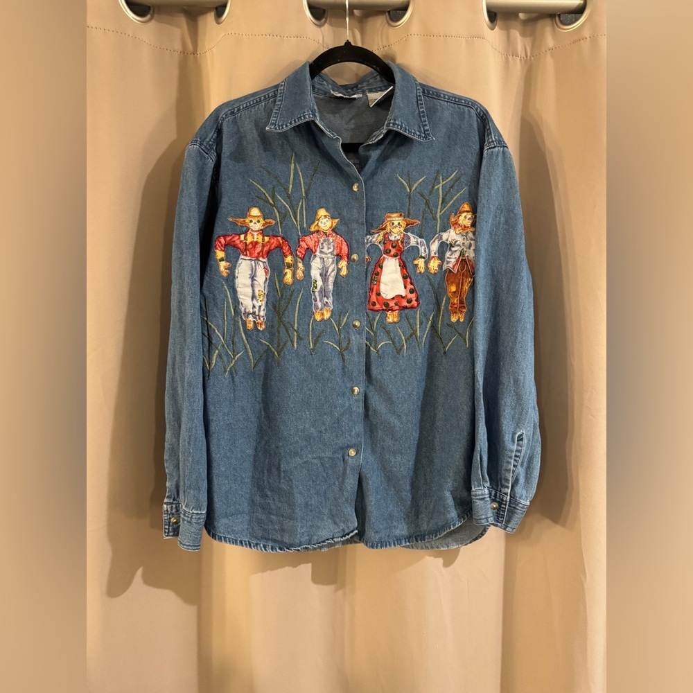 KEREN hart Denim Shirt with Scarecrow Embroidery